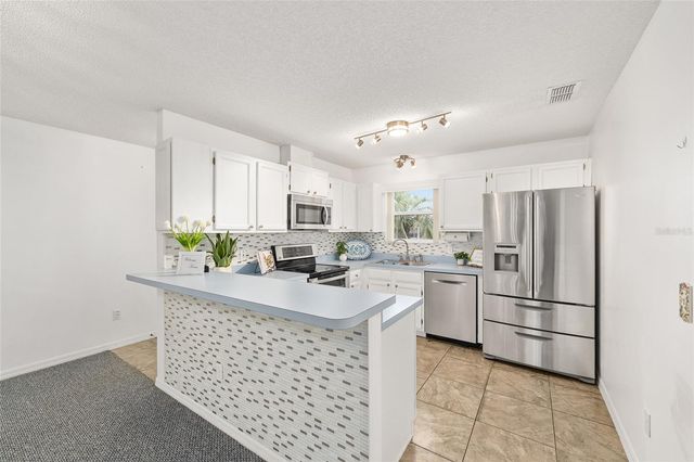 2604 PRIVADA DRIVE, The Villages, FL 32162