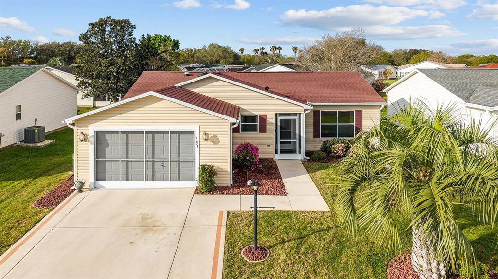 2604 PRIVADA DRIVE, The Villages, FL 32162