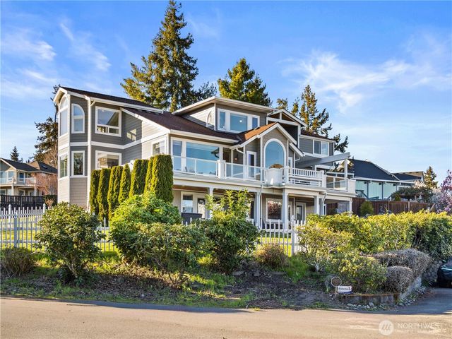1559 13th AVE, Fox Island, WA 98333