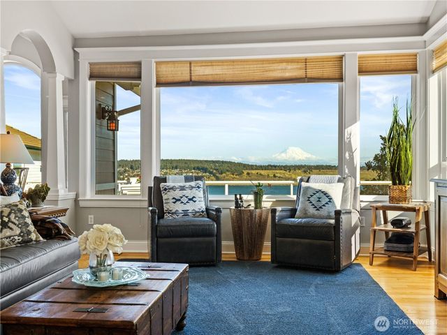 1559 13th AVE, Fox Island, WA 98333