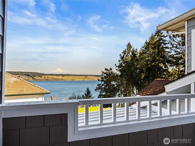 1559 13th AVE, Fox Island, WA 98333