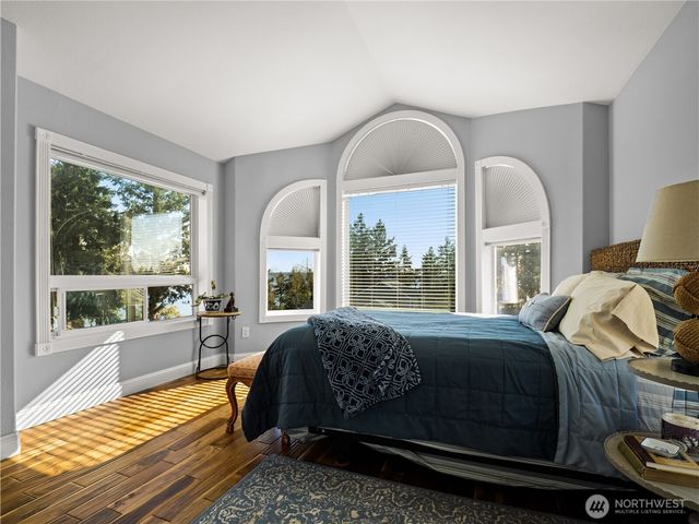 1559 13th AVE, Fox Island, WA 98333