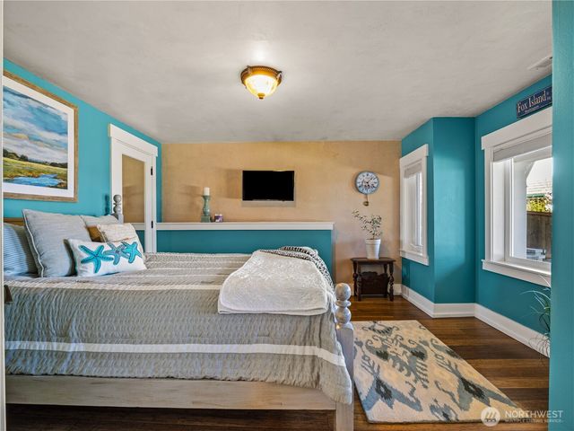 1559 13th AVE, Fox Island, WA 98333