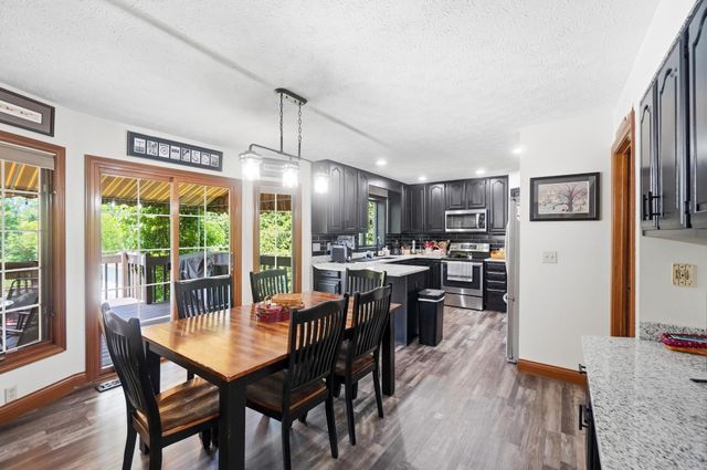 1126 Kingsgate Road 1126 Kingsgate Road, Springfield, OH 45503