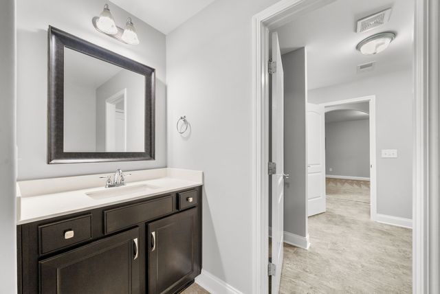 1102 Marys Pl, Lebanon, TN 37090