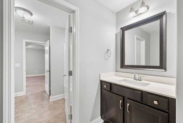 1102 Marys Pl, Lebanon, TN 37090