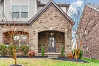 1102 Marys Pl, Lebanon, TN 37090