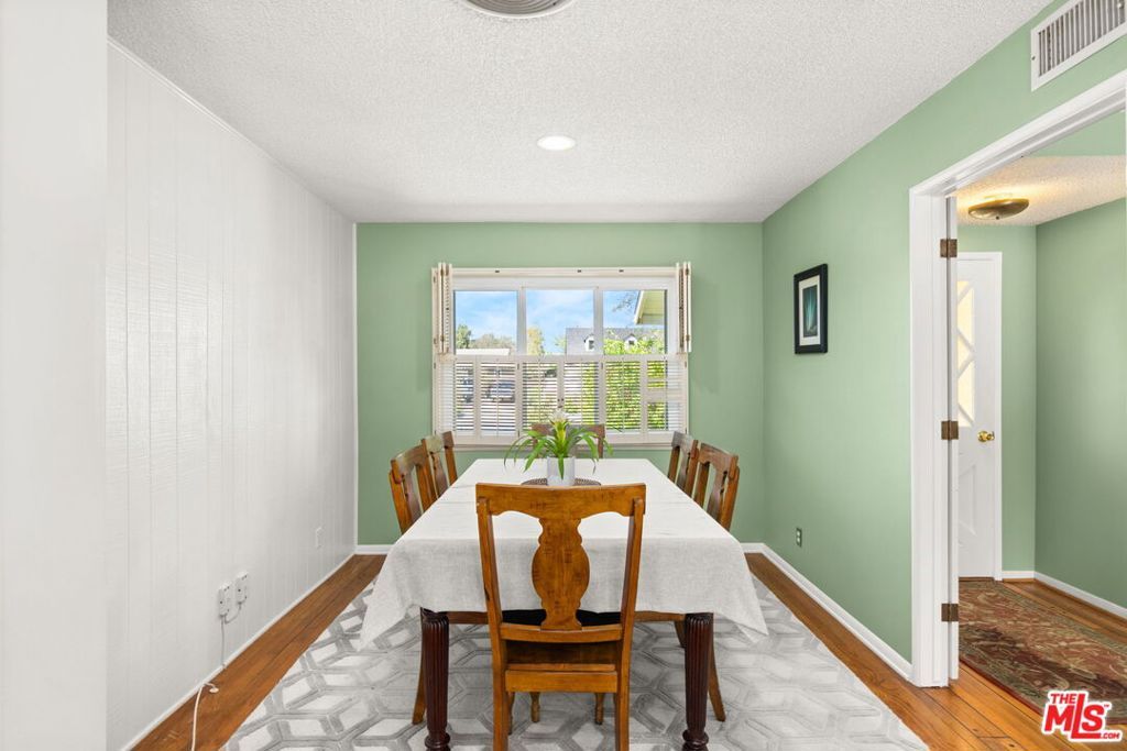 Image 19 of property listing at 6664 Royer Avenue, West Hills, CA 91307