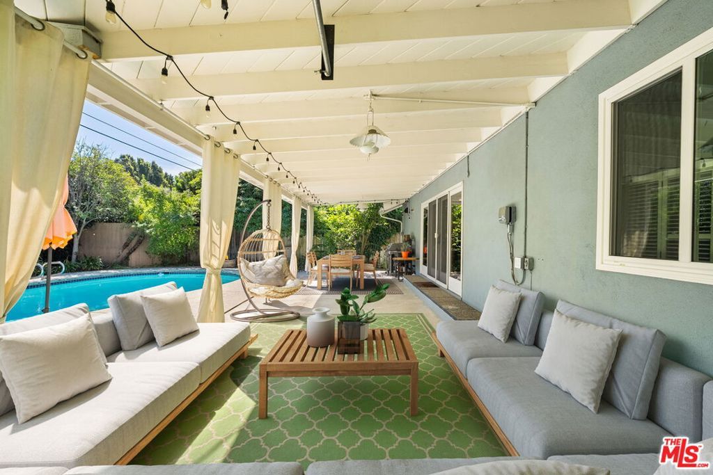 Image 25 of property listing at 6664 Royer Avenue, West Hills, CA 91307