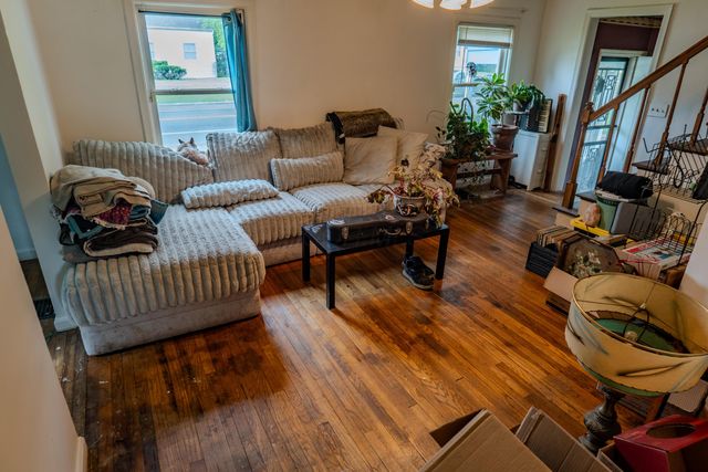 1290 E Weber Road, Columbus, OH 43211
