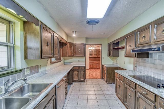 1701 Denison Drive, Norman, OK 73069