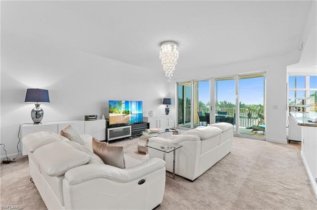 6061 Silver King BLVD 203, Cape Coral, FL 33914