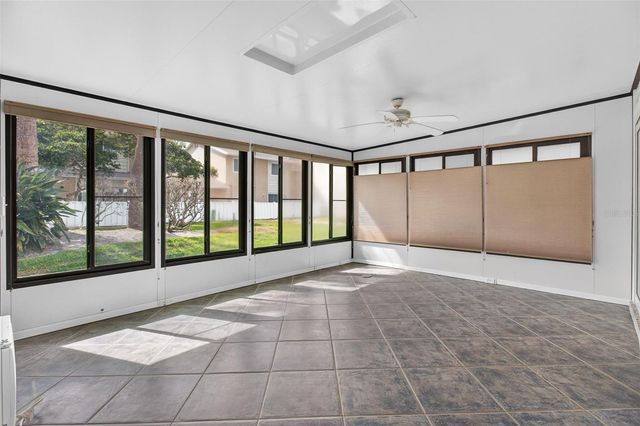 6660 CAPE HATTERAS WAY NE 1, St Petersburg, FL 33702