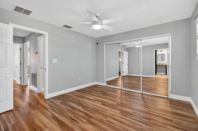 6660 CAPE HATTERAS WAY NE 1, St Petersburg, FL 33702