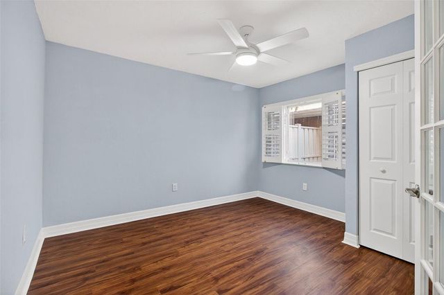 6660 CAPE HATTERAS WAY NE 1, St Petersburg, FL 33702