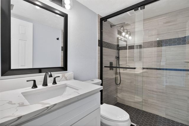 6660 CAPE HATTERAS WAY NE 1, St Petersburg, FL 33702