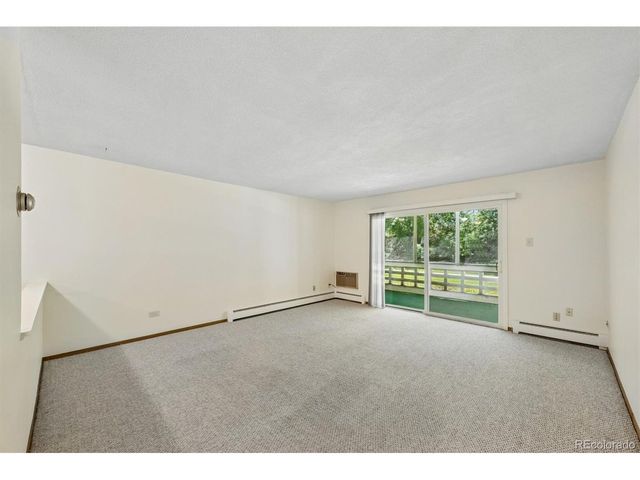 655 S Alton Way 2A, Denver, CO 80247