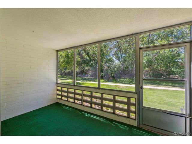 655 S Alton Way 2A, Denver, CO 80247