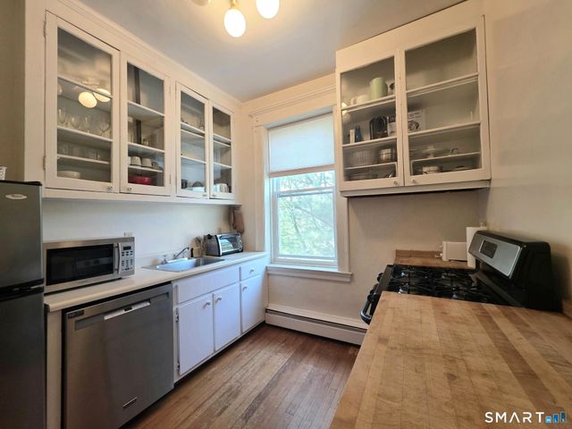 548 Orange Street 304, New Haven, CT 06511