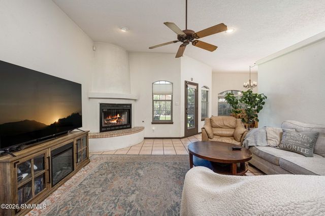 4515 Pinnacle View Drive, Las Cruces, NM 88011