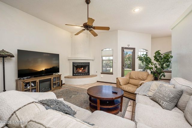 4515 Pinnacle View Drive, Las Cruces, NM 88011