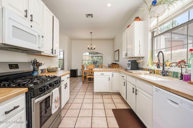 4515 Pinnacle View Drive, Las Cruces, NM 88011