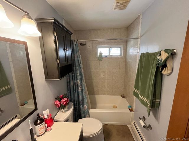 149 Deepwood Drive, Manchester, CT 06040