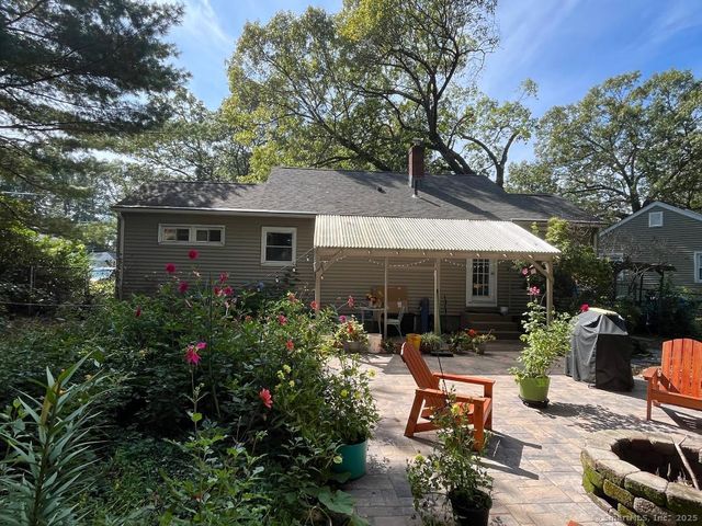 149 Deepwood Drive, Manchester, CT 06040