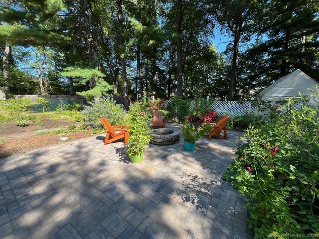149 Deepwood Drive, Manchester, CT 06040