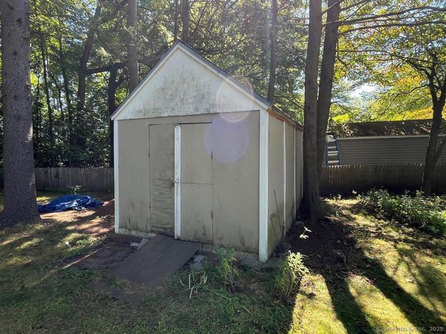 149 Deepwood Drive, Manchester, CT 06040