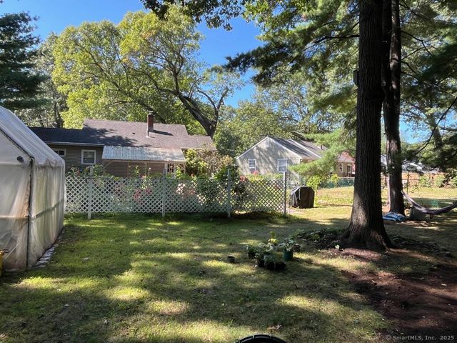 149 Deepwood Drive, Manchester, CT 06040
