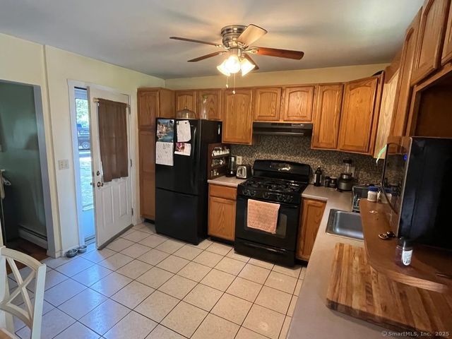 149 Deepwood Drive, Manchester, CT 06040