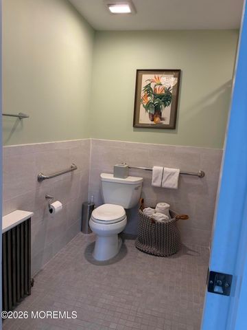 67 E Street, Seaside Park, NJ 08752