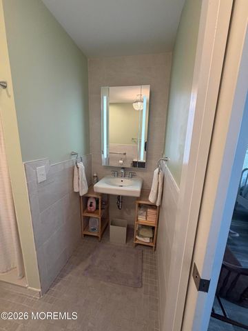 67 E Street, Seaside Park, NJ 08752