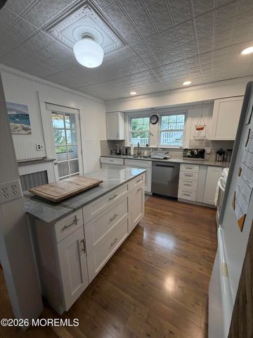 67 E Street, Seaside Park, NJ 08752