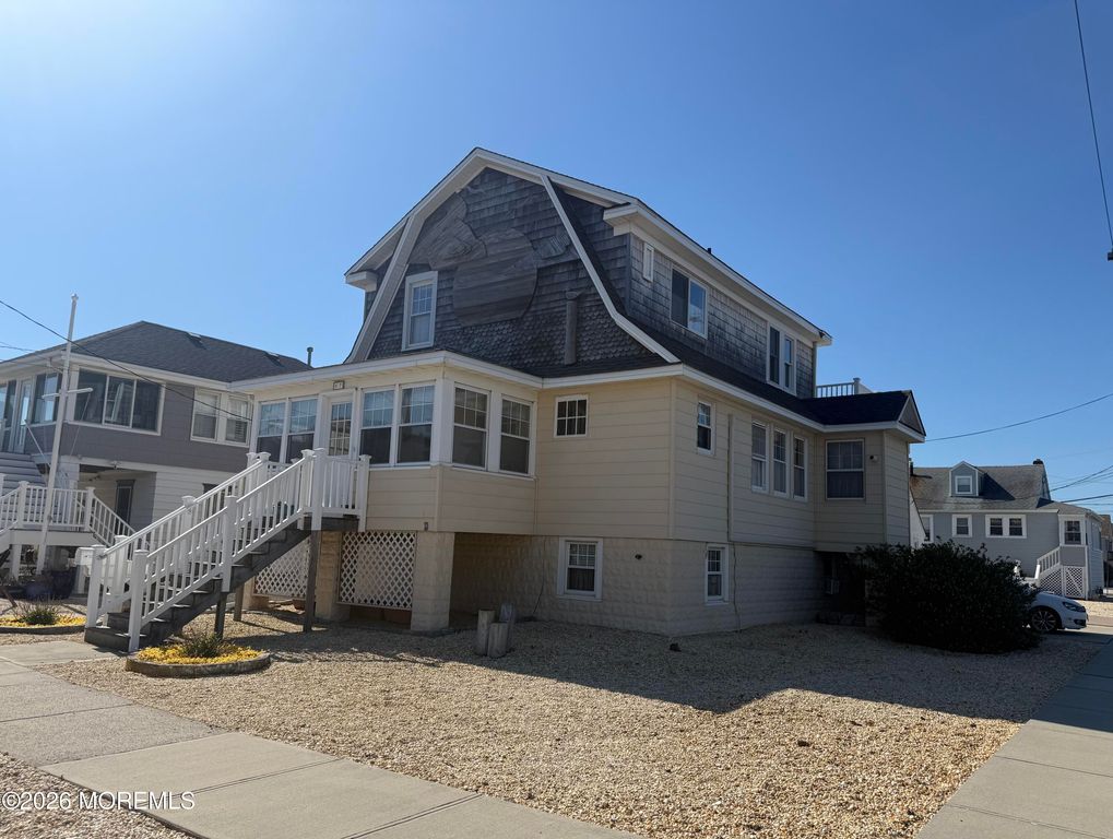 67 E Street, Seaside Park, NJ 08752