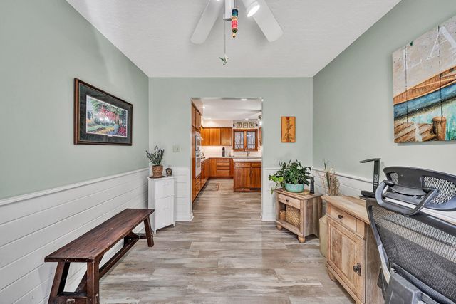 90 Middlecreek CT, Moneta, VA 24121