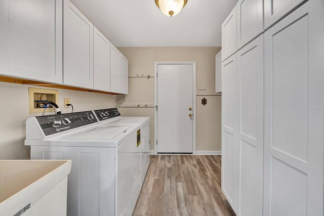 90 Middlecreek CT, Moneta, VA 24121