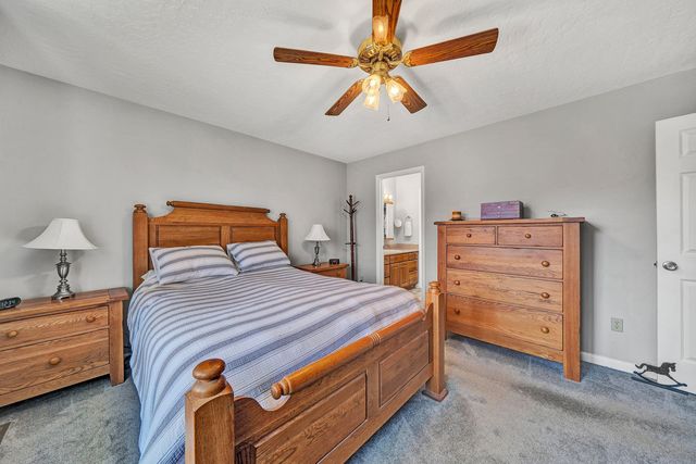 90 Middlecreek CT, Moneta, VA 24121