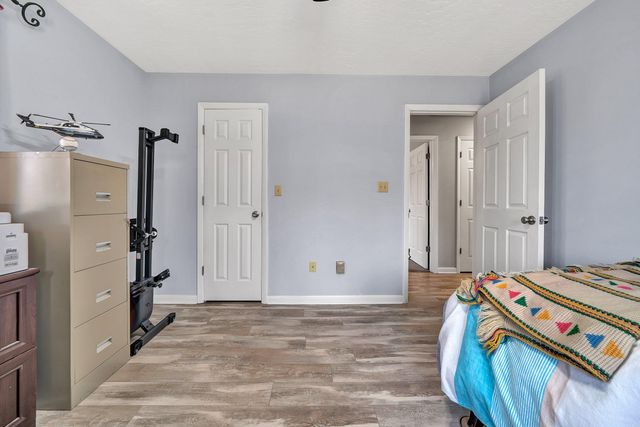 90 Middlecreek CT, Moneta, VA 24121