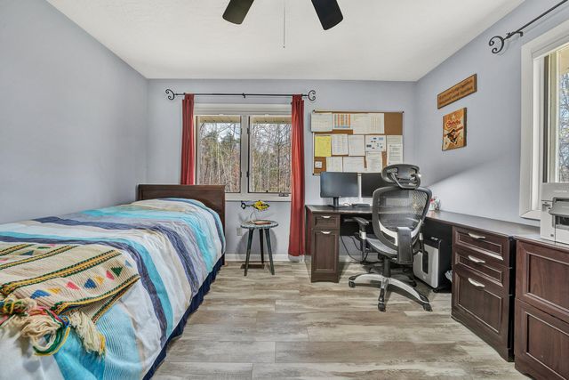 90 Middlecreek CT, Moneta, VA 24121