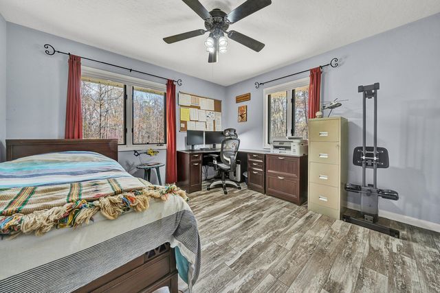 90 Middlecreek CT, Moneta, VA 24121