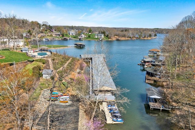 90 Middlecreek CT, Moneta, VA 24121