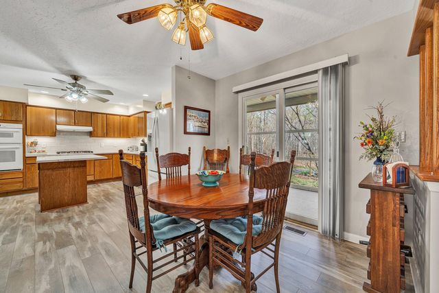 90 Middlecreek CT, Moneta, VA 24121