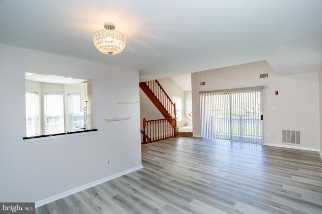 5017 HOPKINS CT, Southampton, PA 18966