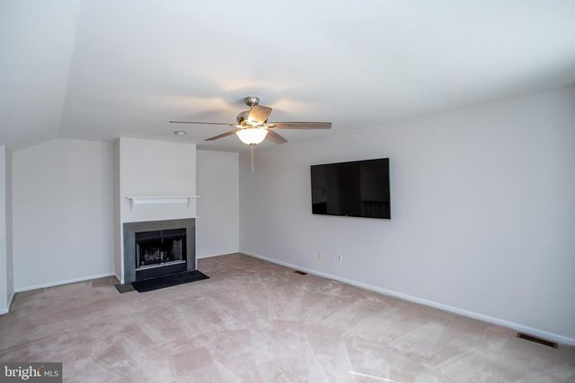5017 HOPKINS CT, Southampton, PA 18966