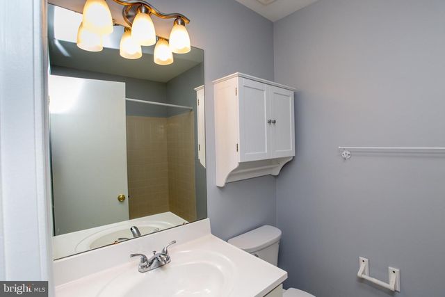 5017 HOPKINS CT, Southampton, PA 18966