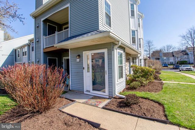 5017 HOPKINS CT, Southampton, PA 18966