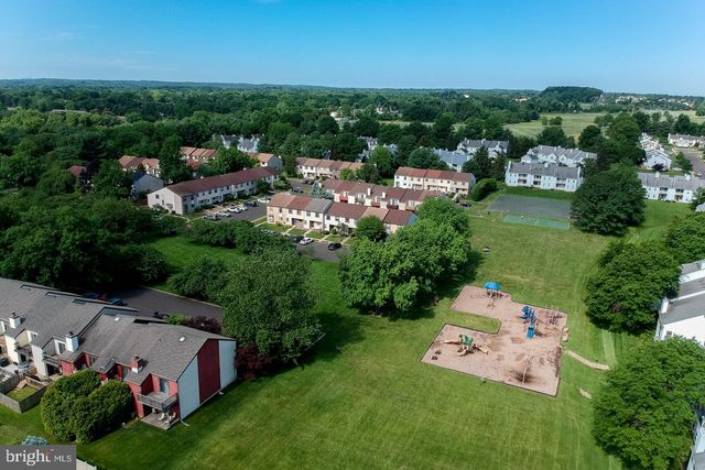 5017 HOPKINS CT, Southampton, PA 18966