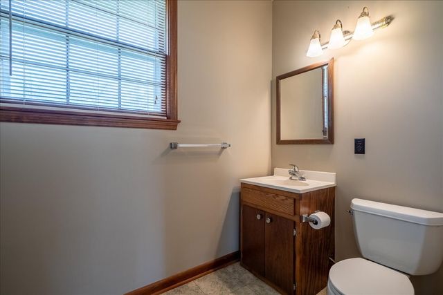 717 Brenda Ave, Loretto, TN 38469